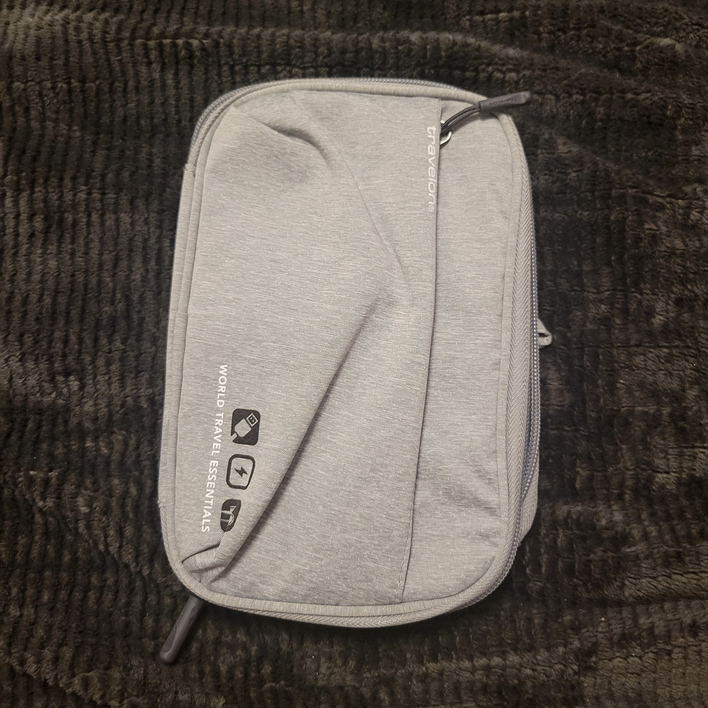 Travelon Light Gray Essentials Pouch